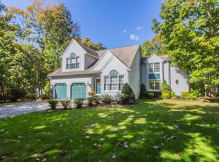 13 Lauradell Dr, Ocean View, NJ 08230