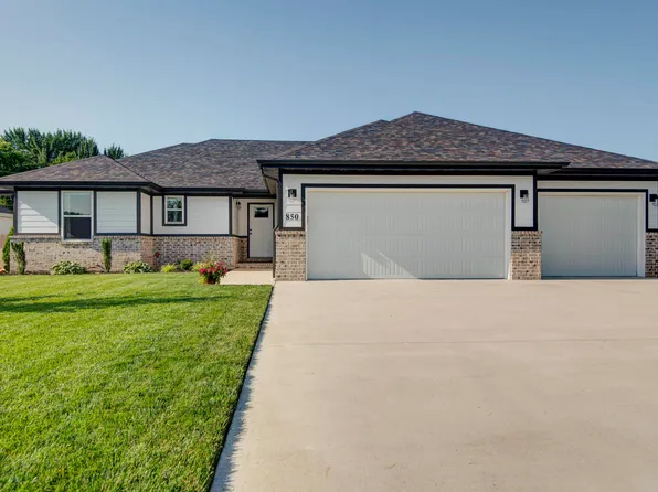 850 W Charlotte Street, Republic, MO 65738