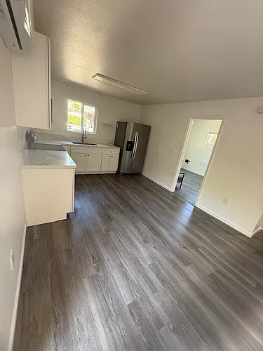 989 Summerfield Rd #1 Photo 1