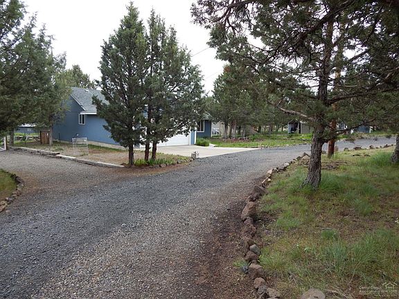 2nd image of 14380 SE Winchester Loop