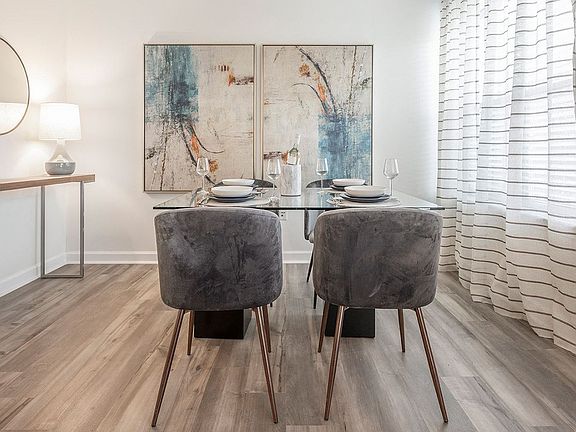 Modern Open Plan Concept for Living and Dining Areas