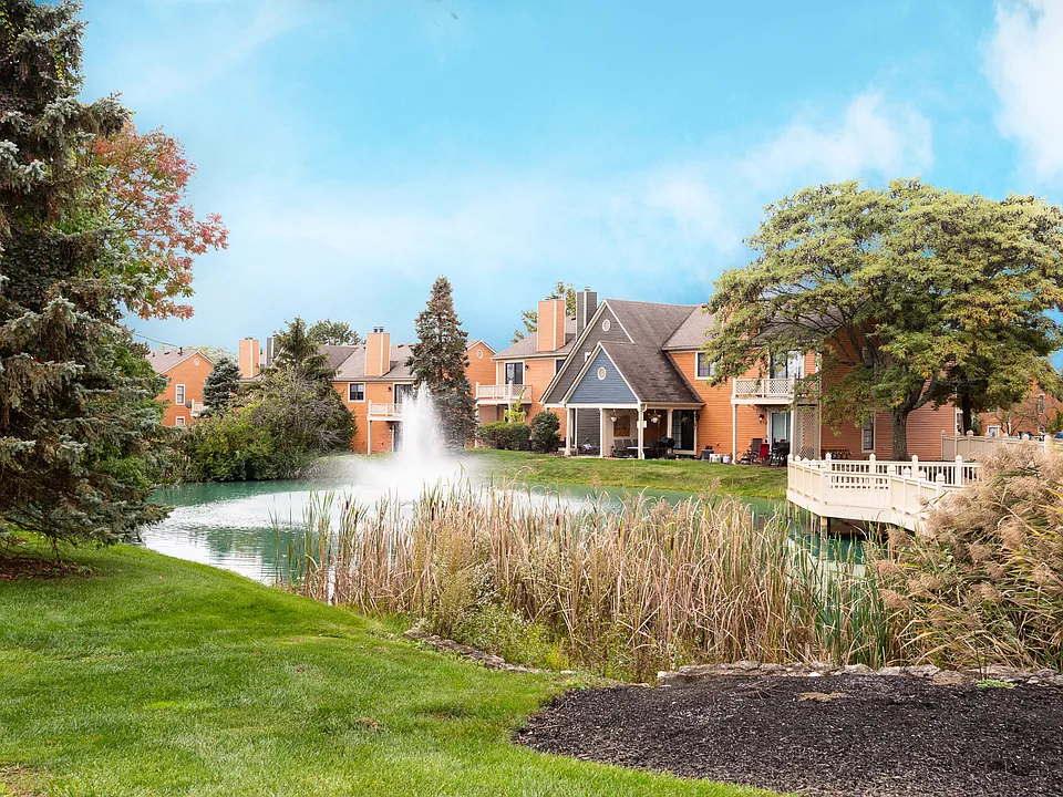 Fairway Lakes