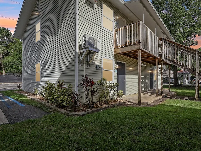 Haven on Canal Apartments — Photo 29