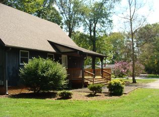 119 Maplebrook Dr, Elkin, NC 28621