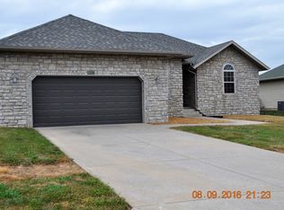 1006 Aaron Ave, Monett, MO 65708