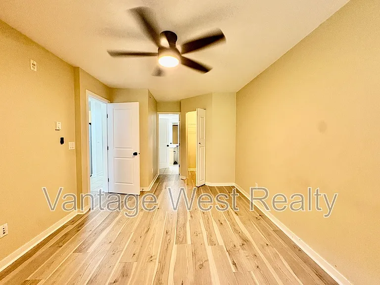 555 Yates Rd #410 — Photo 31