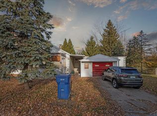 305 E Water St, Saint Charles, MI