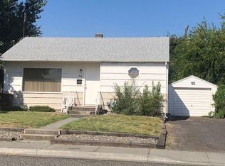 610 3rd St, Clarkston, WA 99403
