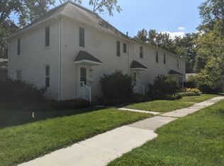 604 8th St, Ames, IA 50010