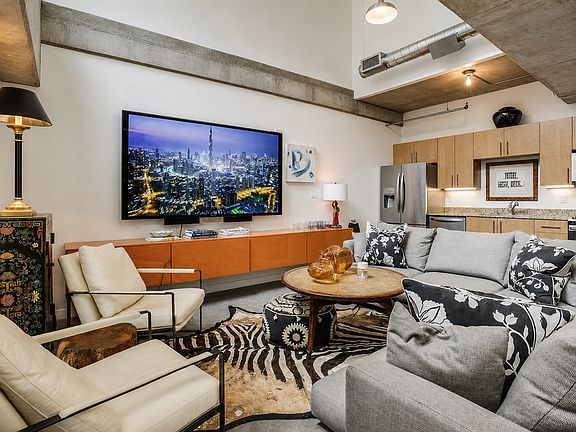5th image of 1001 Belleview St APT 103