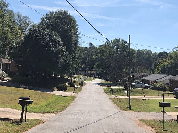4th image of 125 Venna Ave