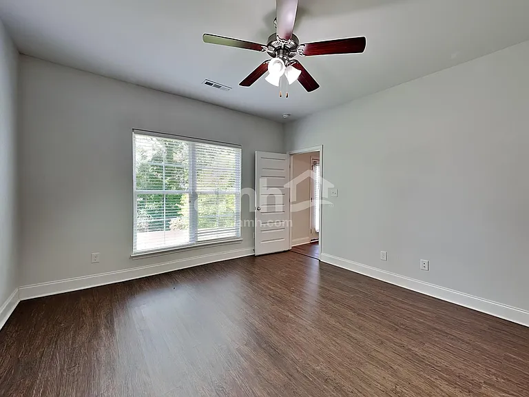 5039 Mountain Springs Rd — Photo 7