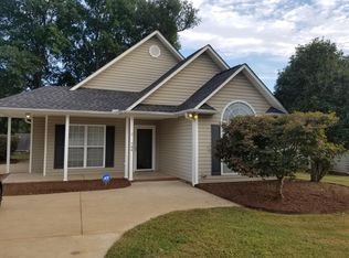 744 Running Creek Ln, Boiling Springs, SC 29316