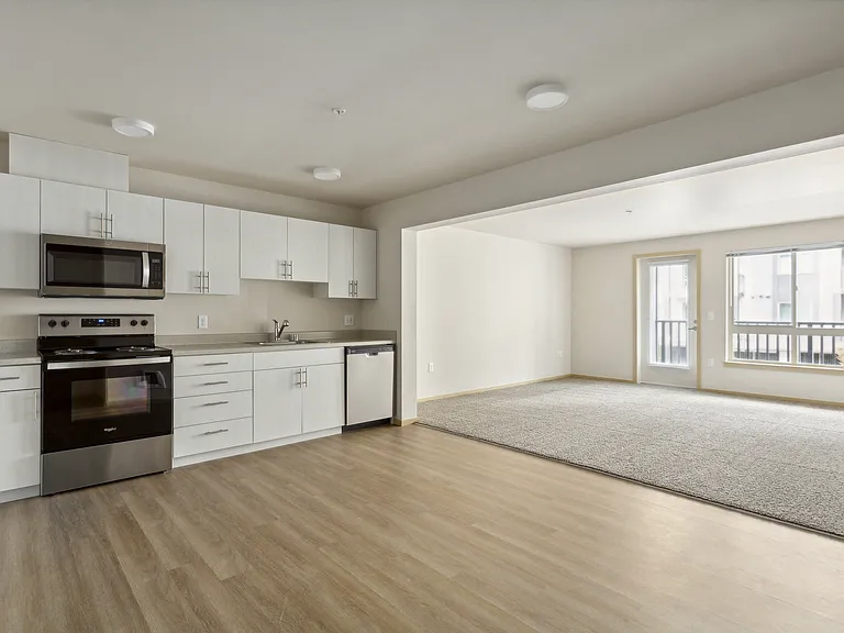 Four Corners Apartments — Photo 22