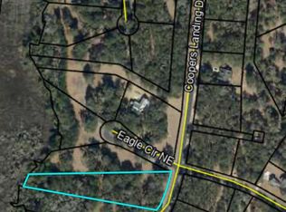 241 Coopers Landing Dr NE, Shellman Bluff, GA 31331