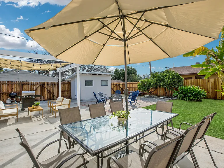 533 N Cerritos Ave — Photo 51