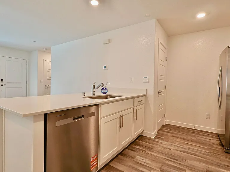 9859 Hidden Pass Ave — Photo 10