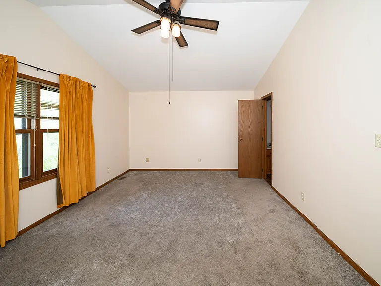 3516 Kings Lair Dr — Photo 13