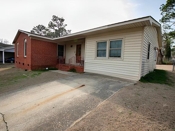 5th image of 1722 Shiloh Dr