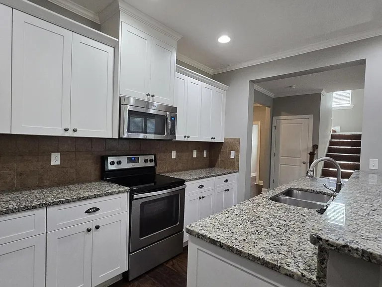 808 Williford Run Dr — Photo 11