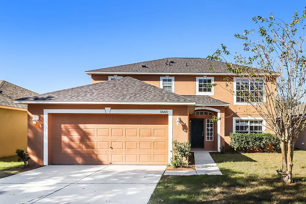 4 bed, 2.5 bath, 2222 sqft, $4,020 — Photo 1