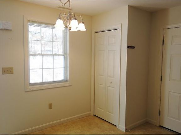 3rd image of 9B Sudeka Ln