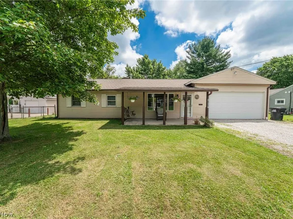 1981 Pinewood Dr, Brunswick, OH 44212