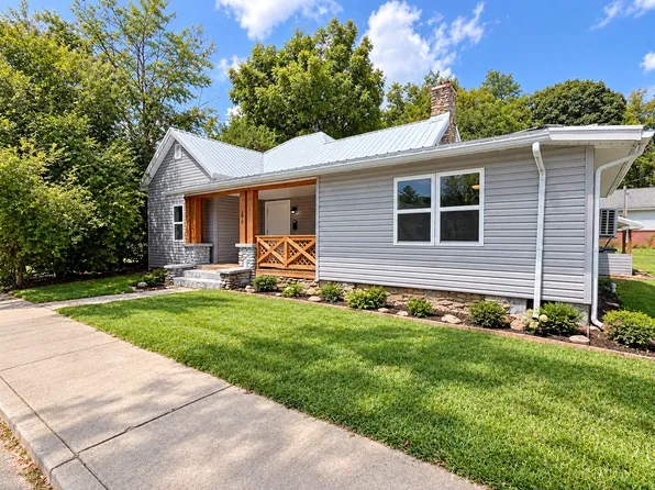 290 Killian St, Waynesville, NC 28786