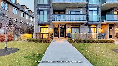 260 Finch Ave E #Townhouse 1 Photo 1