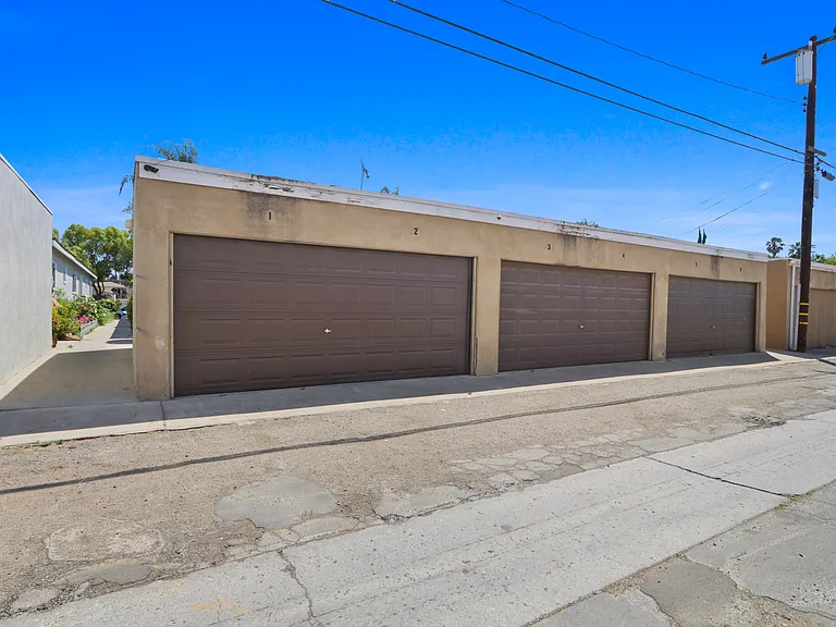 3025 Garnet Ln #B — Photo 11