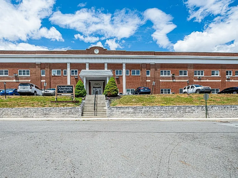 Schoolhouse Apartments — Photo 16
