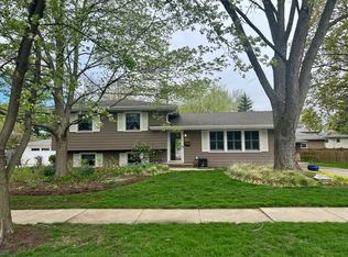 313 Tupelo Ave, Naperville, IL