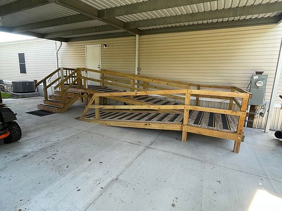 4th image of 408 Coon Rd
