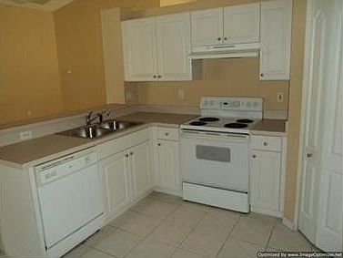 3rd image of 342 SW North Shore Blvd