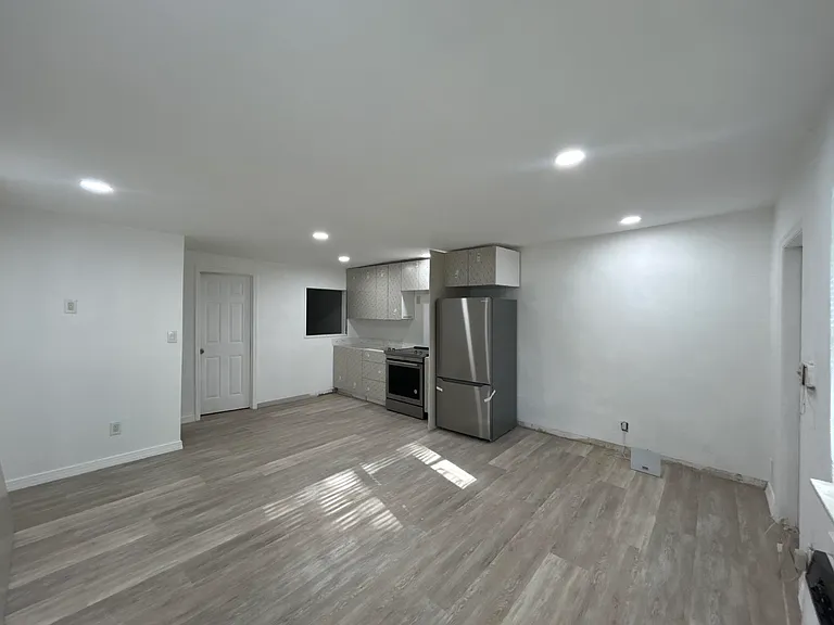 2865 SW 16th St #3 — Photo 3