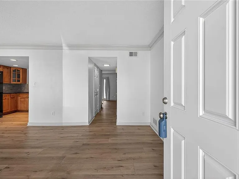 1 Fairway Dr NW — Photo 2