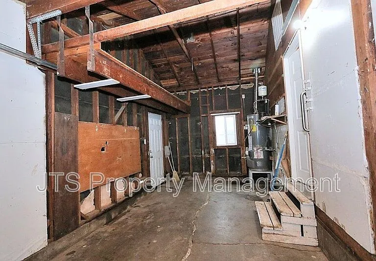 5302 Gordon Dr — Photo 46