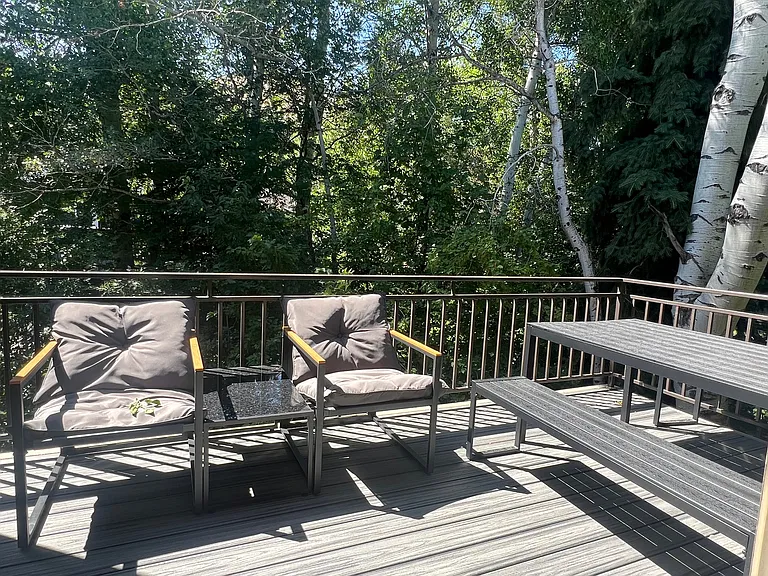 130 Four Seasons Way — Photo 6