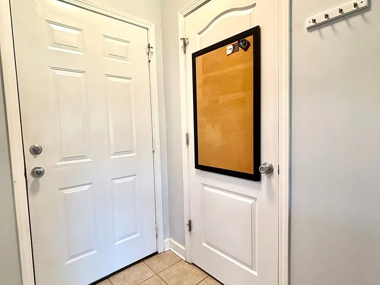 1933 Teesdale Dr — Photo 15