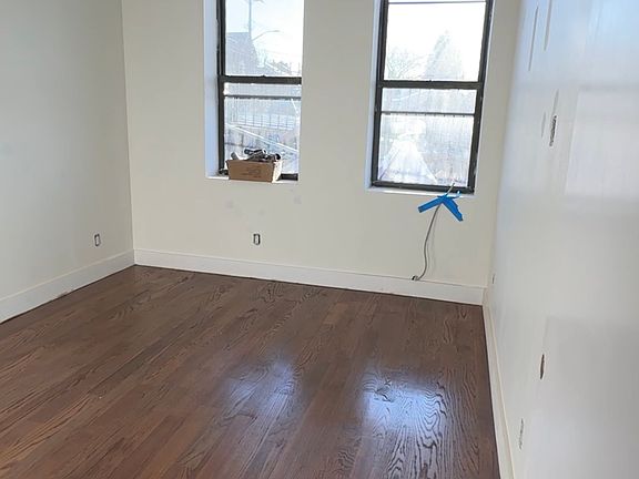 5th image of 3647 Paulding Ave APT 1