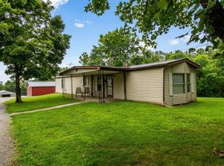 7680 Stewartsville Rd, Williamstown, KY 41097