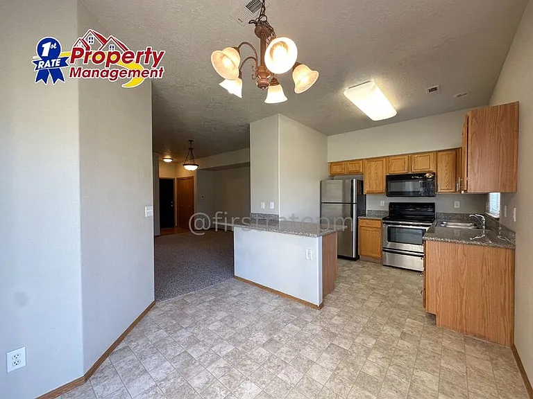 1923 E Wilson Ln #C — Photo 9