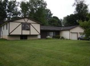 4370 Fieldstone Ct, Center Valley, PA 18034