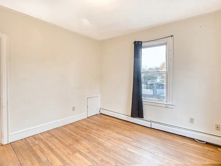 429 New Britain Ave #2 — Photo 13