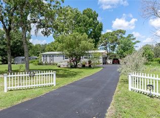 2748 S Pine Ridge Ave, Homosassa, FL 34448