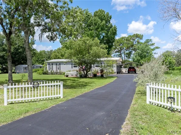 2748 S Pine Ridge Ave, Homosassa, FL 34448