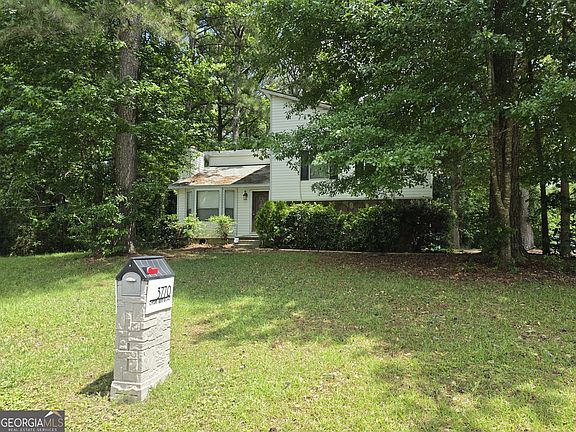 3rd image of 3770 Cherie Glen Rd