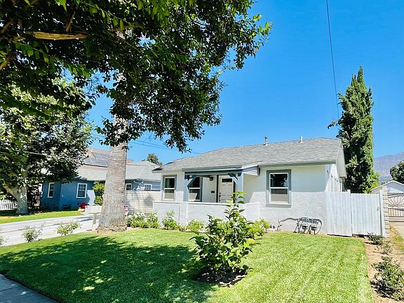 2nd image of 609 W Olive Ave