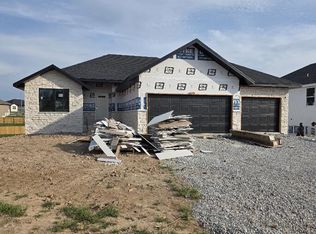 675 W Castor Loop, Nixa, MO 65714