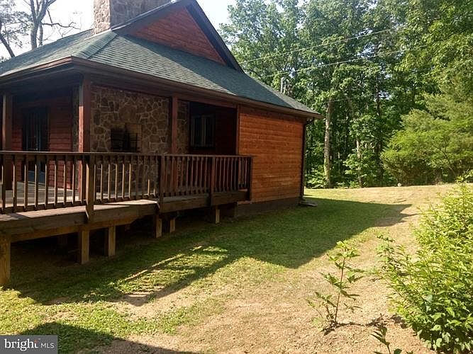 2nd image of 434 Mountain Falls Blvd